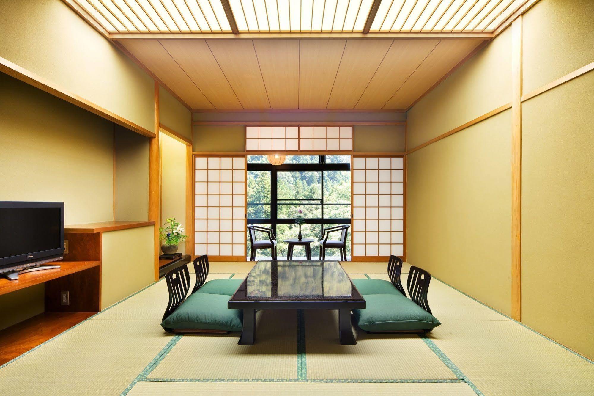 Yamanaka Onsen Kagari Kisshotei Kaga  Extérieur photo